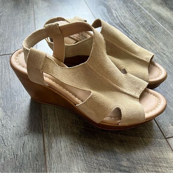 Anthropologie Barbara Barbieri Wedge Sandals Size 7.5 Italian Suede Taupe Shoes - Picture 3 of 10